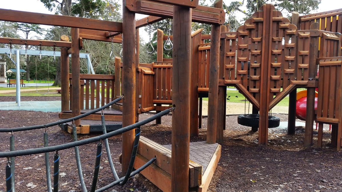 Lake Wendouree Adventure Playground | Goldfields Guide